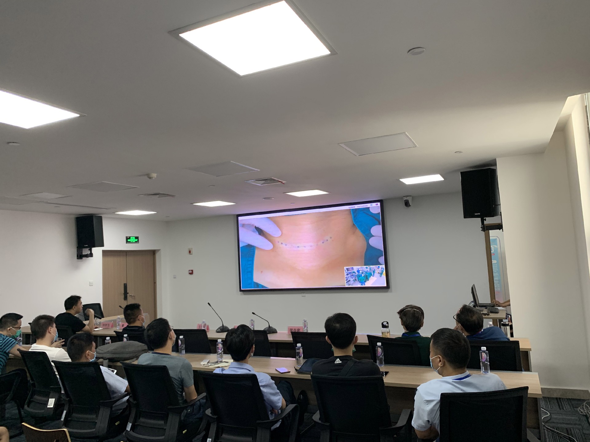 重慶人民醫院甲狀腺直播.jpg 重慶人民醫院甲狀腺直播.jpg